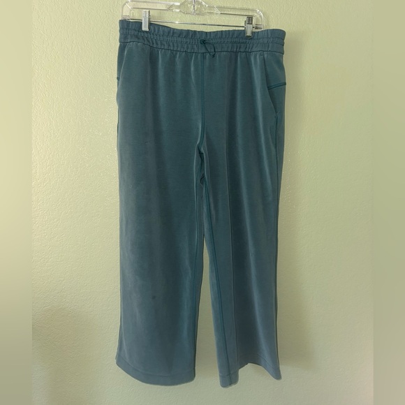 Lululemon Athletica Blue Sweatpants Relaxed Fit - Picture 1 of 3